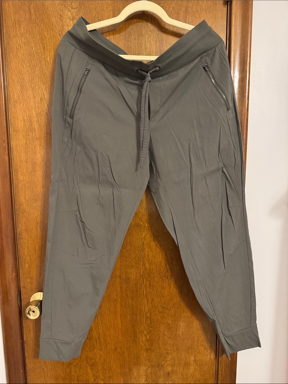 Athleta Trekkie North Joggers